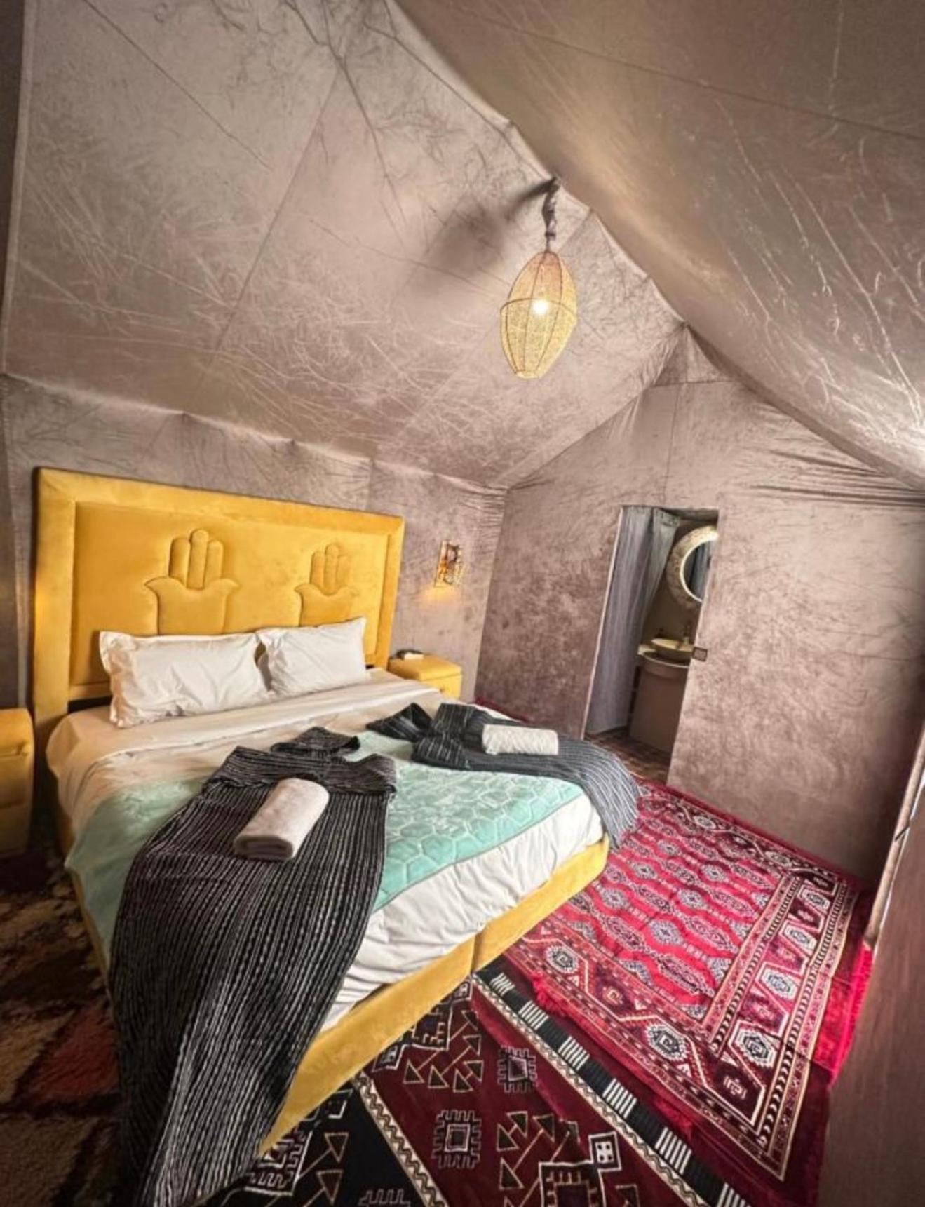 Fantastic Luxury Camp Hotell Merzouga Exteriör bild